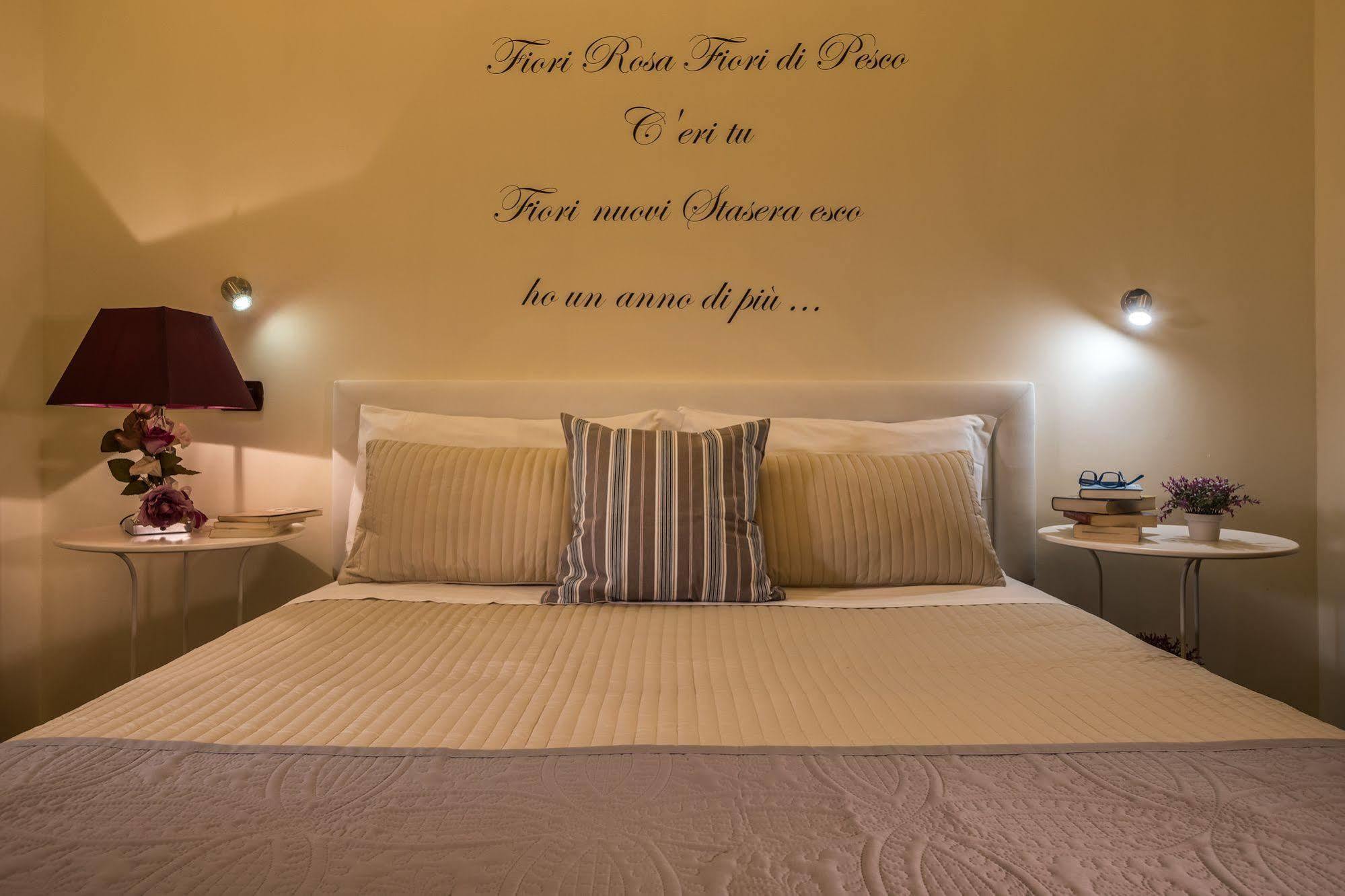 Fior Di Loto Rooms Cagliari Luaran gambar