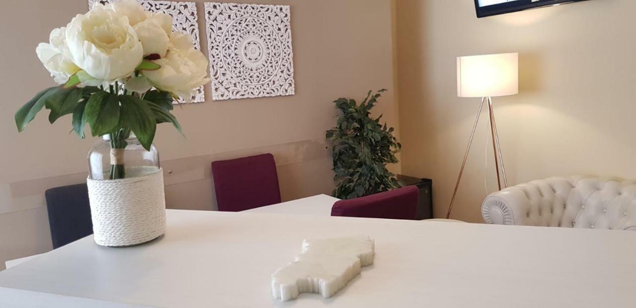 Fior Di Loto Rooms Cagliari Luaran gambar